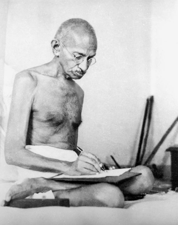 Gandhi drafting a document at Birla House, Mumbai, August 1942.